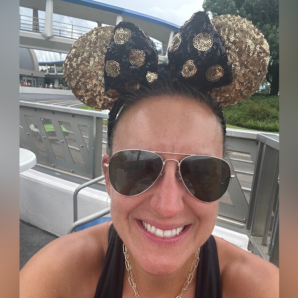 Meet your Posher, Danielle